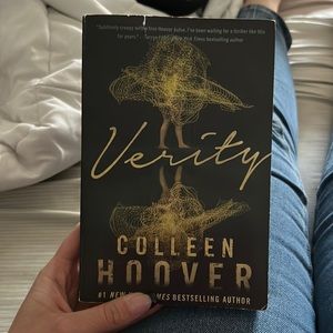 ‘Verity’ by Colleen Hoover